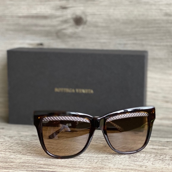 Bottega Veneta Accessories - Bottega Veneta Sunglasses